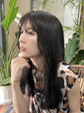 ウーフ(U-fu) オリーブグレージュ/韓国ヘア/透明感カラー