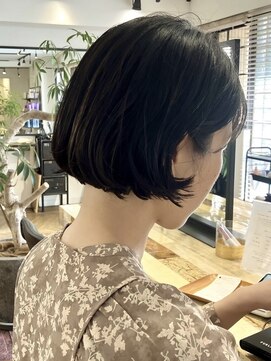 ファイブシーン アオヤマ(5SCENE AOYAMA) 切りっぱなしボブミニボブパーマくびれボブ外ハネボブブリーチ