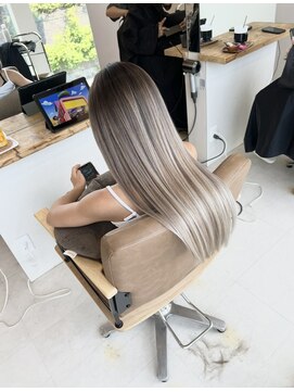 アルーナビューティデザイン バレイヤージュ