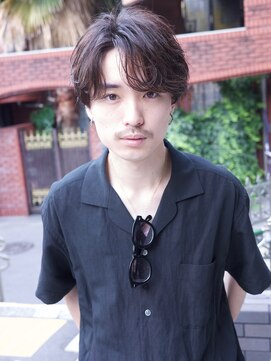 フィフスパーク(fifth PARK) 自然な毛流れでラフにキマるセンターパート×ニュアンスパーマ