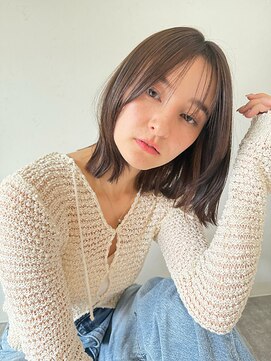オーバルヘアー(OVAL hair) ミディアムレイヤー/切りっぱなし/抜け感/垢抜け