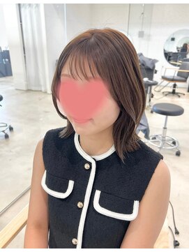 ビーヒアナウ N゜03 金沢駅西店(BE HERE NOW) くびれボブ×サンドベージュ