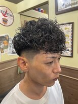 トウキョウバーバーヴァッシュ 北千住店(Tokyo Barber VASH)&nbsp;ツーブロックマッシュ/波巻き/ハイライト/束感[北千住/理容室]