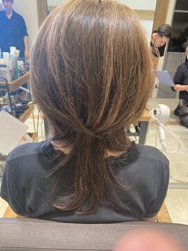 モア ヘアデザイン バイ オリジンズ つくばみどりの店(moA hair design by Origins) ふんわりウルフカット