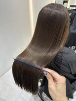 ジーナ 吉塚(Zina)&nbsp;艶ストレート ナチュラルブラウン【福田】吉塚美容室 髪質改善