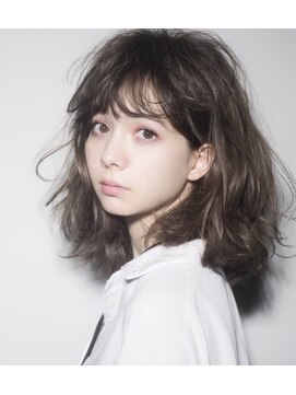 アットラブ バイ ベル(at'LAV by Belle) 無造作クラシカルミディ