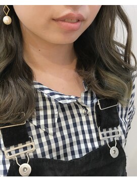 グッデイ ヘアー(GOOD DAY HAIR) 【GOODDAY HAIR】《インナーカラー:フリンジカラー:グレージュ》