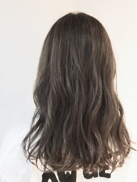 エース (ACE) ACE LA グレージュ×ゆるふわミディ