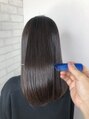 エニー サロンアンドアイラッシュ(Eni SALON&EYELASH) 髪質改善ケアでストレートも巻いてもツヤ感を大事にしています。