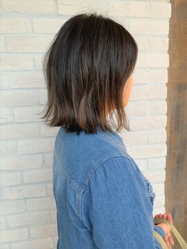 ラパンセ ブルー(LA PENSEE BLEU) 【LA PENSEE】大人かわいい外ハネボブ アッシュブラウン