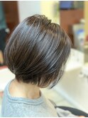 30代40代　アッシュブラウン/濡れ髪/艶カラー/小顔美シルエット