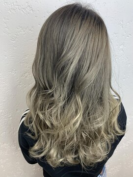 プライズ アイリス 池袋東口店(prize Iris) グレージュイルミナカラー透明感池袋東口