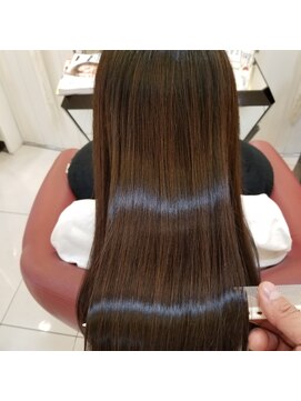 クオリス 赤塚店(QUALIS) 30代40代50代/ツヤツヤ/サラサラ/髪質改善/トリートメント