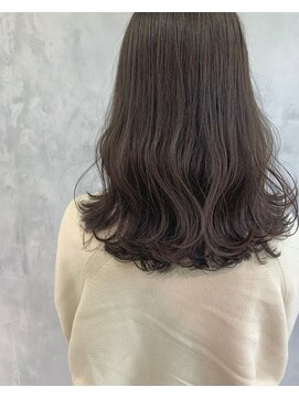 キチ(kichi.) [kichi.] ミディアムヘア×ラベンダーくすみベージュ