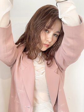 アイティー バイ アルバム 中野店(IT by ALBUM) スモーキーピンクアッシュ_外ハネボブセクションカラー_99118