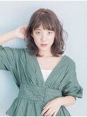 デジタルパーマの無重力感ウェーブヘア くびれセミディ