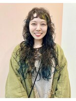 ザレミー(THE REMMY)&nbsp;くるくるパーマ/ロングパーマ/デザインカラー/顔まわりレイヤー