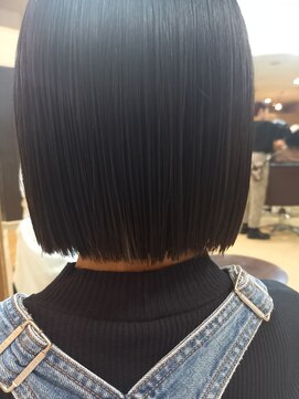シャンプーボーイ 切りっぱなしボブ
