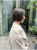 ミニボブ × 細めハイライトカラー