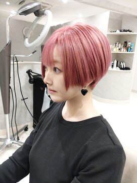 ハイストリートヘア(High street Hair) ショートボブ×ブリーチオンカラー☆薄いピンク