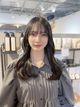 シー.(SHE.) 【SHE.】レイヤーカット/ロング/くびれ巻き/韓国風