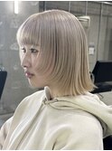 ホワイトミルクティー/レイヤーボブ/ブロンド/表参道/原宿