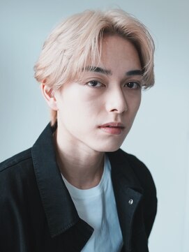 サンクプロジェクト(cinq PROJECT) センターパート×ハイトーンミルクティーベージュカラー