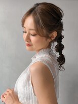 アプリコットオレンジうるツヤくびれヘアセミディイメチェン