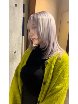 アーサスバイヘッドライト 水戸城南2丁目店(ursus by HEADLIGHT) ホワイト　レイヤーカット