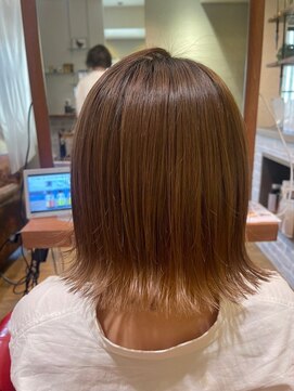 ヘアサロン アティリー(Hair Salon Attirer) 西梅田/ボブ/グレーベージュ/白髪ぼかし/ハイライト/ベージュ