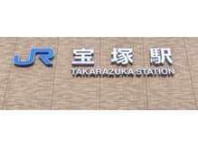 清潔感と似合わせを大切にしたスタイル提案。
