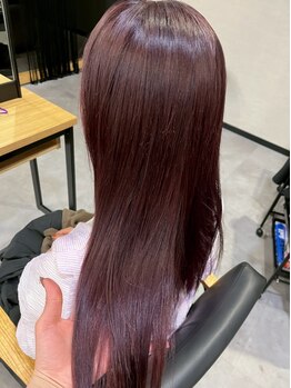 【府内/完全マンツーマンサロン】実力派スタイリストによる知識と技術力で思わず触りたくなるような艶髪に!