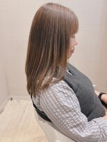 コーエン(cowen)&nbsp;ハイライトカラーこなれセミディ美髪グレージュ大人ガーリー30代