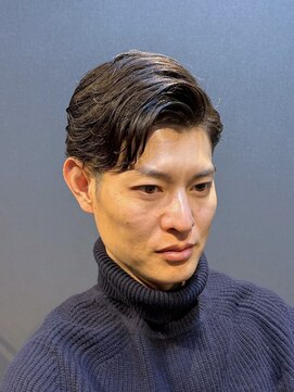 ビーダンディー(Bee dandy) ビジネスツーブロック　前下がりショート 七三サイドパート