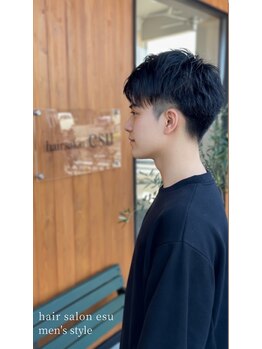 エス(esu)の写真/パーマがキマるかはカットが決め手★再現性の高いカット技術でリピーター続出！一番似合うデザインに♪