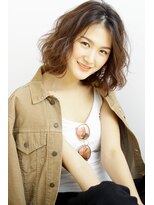 エイミーバイアフロート(amie  by afloat)&nbsp;センターパートでラフ可愛ボブ☆