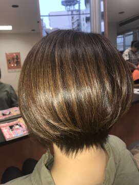 アージャ アーマ(Aja.Ama) ふんわりボブスタイル