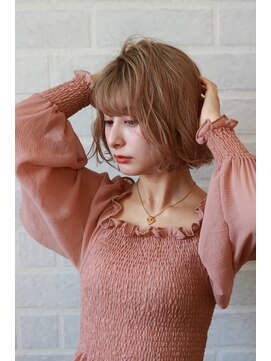 ブリーチ ラボ エーアイ 原宿店(BLEACH LABO Ai) 20代30代40代50代 色っぽふんわりショートの重軽ウェーブヘア♪