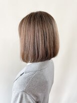 オル(Olu)&nbsp;【MASAYA】ミニボブ×脱白髪染めミルクティー