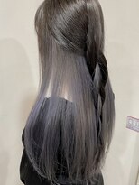 ダブル アンダーバー サロン(W_SALON) 【W_SALON 河原町】透明感抜群 インナーグレー/大人綺麗