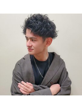 エストアール フクオカ 福岡博多店(est-r. Fukuoka) アップバング×スパイラルパーマ