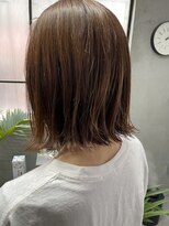 トラン(TRAN)&nbsp;フレンチボブ　ベージュカラー　ストレートヘア