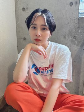 ルービック 梅田茶屋町(Rubik) センターパート/小顔マッシュショート