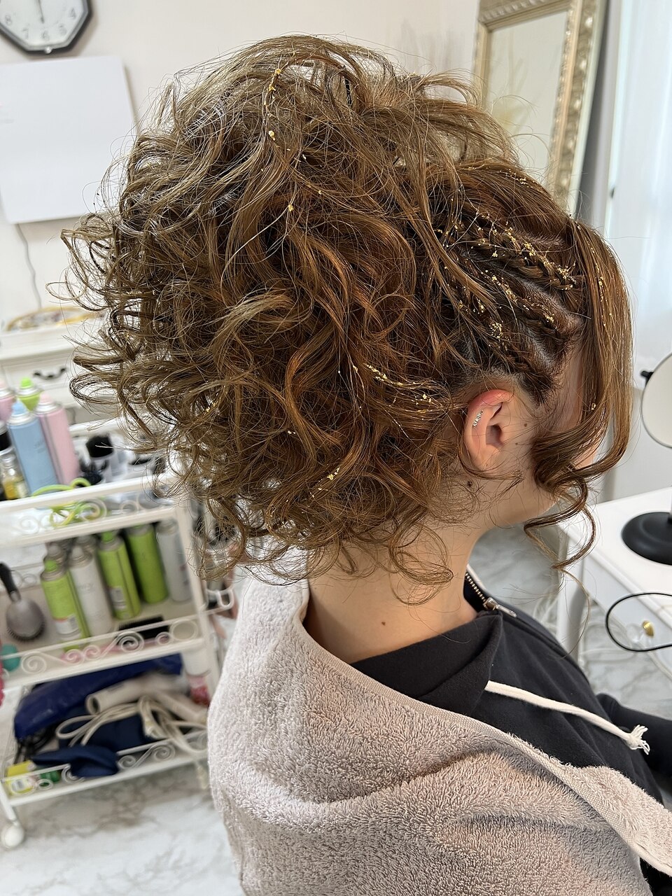 盛り髪(カールアップ)ヘアセット by Achieve：L183078520｜アチーブ