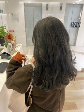 ロベック(Lobec SAKAE) オリーブグレージュ