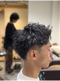 無造作アップバングショート