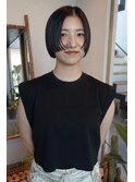 前上がりボブ