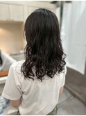 大人の魅力あふれる◎色っぽいツヤ感ウェーブロング/ケアパーマ