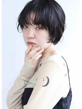 レア(Lea) ショートウルフ × ワンカールパーマ