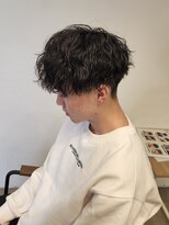 ニアウ 伊勢崎連取店(Niau)&nbsp;MEN’S HAIR/波巻きツイストスパイラル/リバースセンターパート